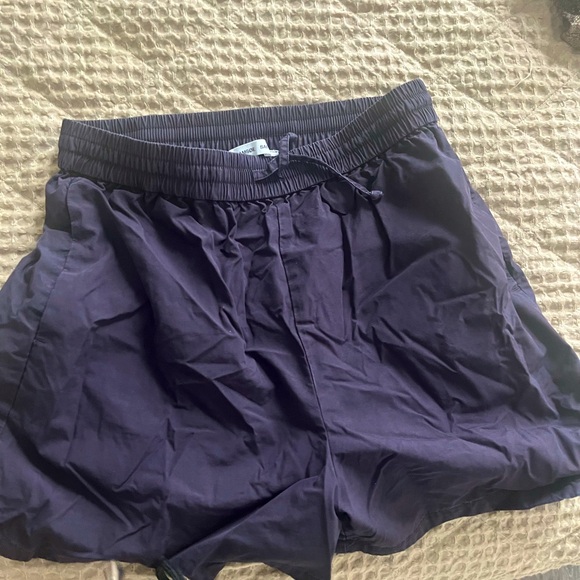 Shorts - Picture 1 of 2